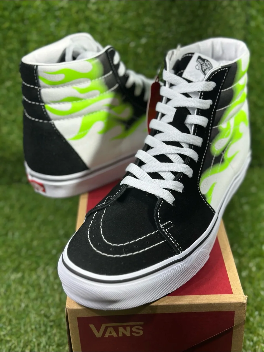 Vans SK8 H  Flame , Black & Neon Green Flame/White, Men’s 10.5, VN0A4U3CXEY